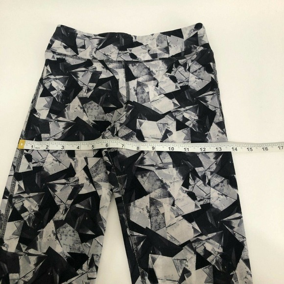 C9 Champion Size Large 10-12 High Waist Black White Geometric Leggings - Picture 10 of 12